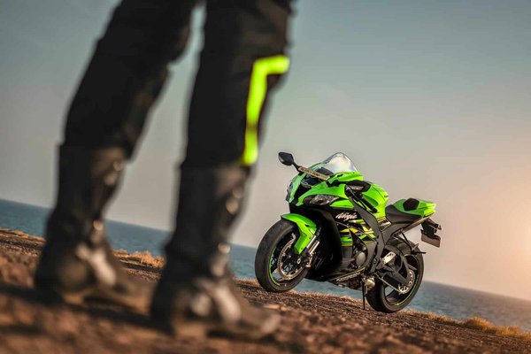Quelle pression pneu pour la Kawasaki z750 ?