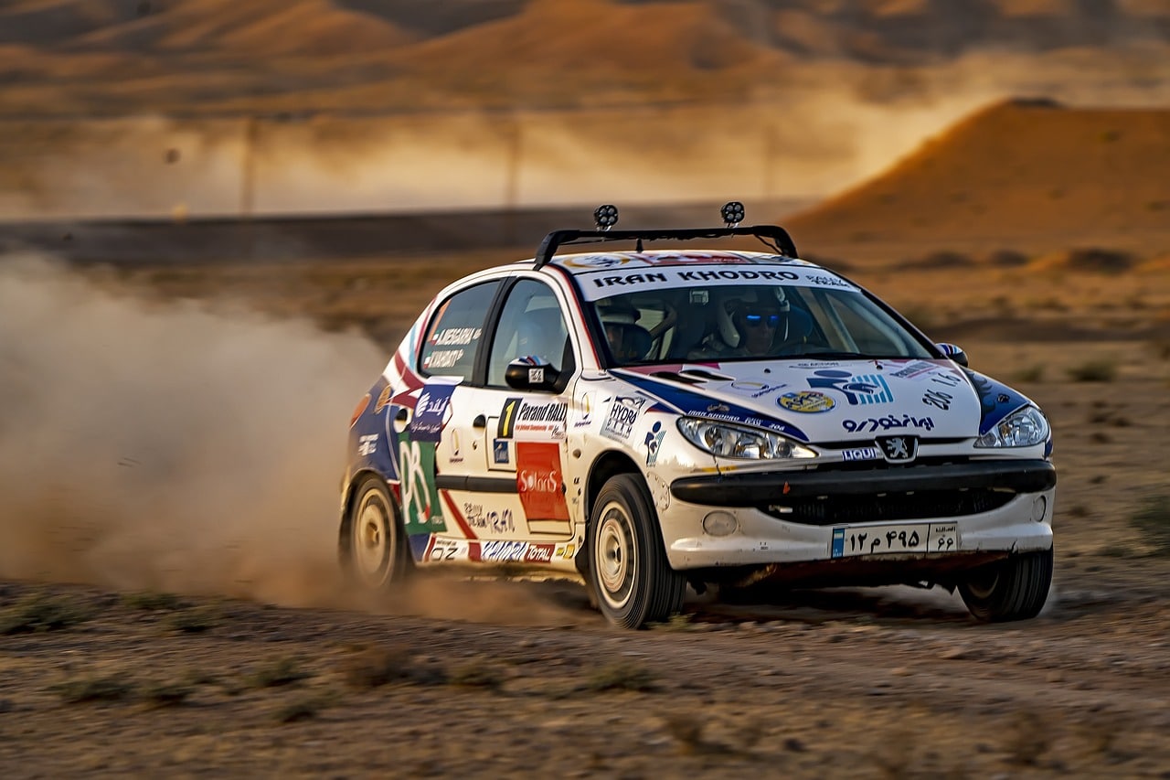 Démonter les phares de votre Peugeot 206