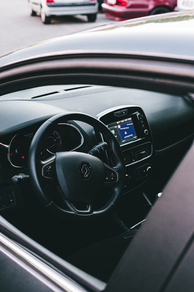 Changer l'autoradio du Renault laguna 3